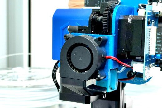 Direct extrusion vs. bowden type - Recreus